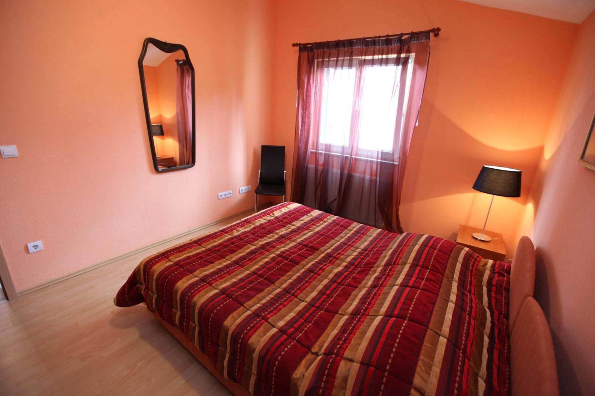 Apartments Salona Trogir Bilik gambar
