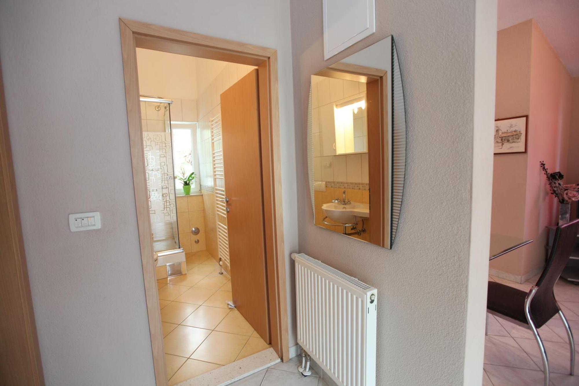 Apartments Salona Trogir Bilik gambar