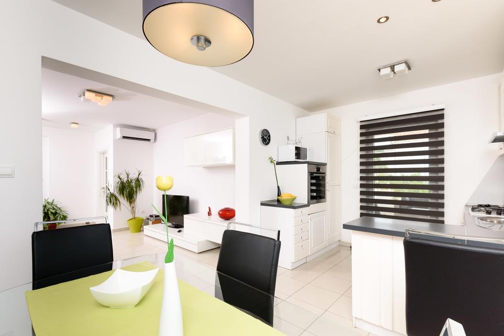 Apartments Salona Trogir Luaran gambar