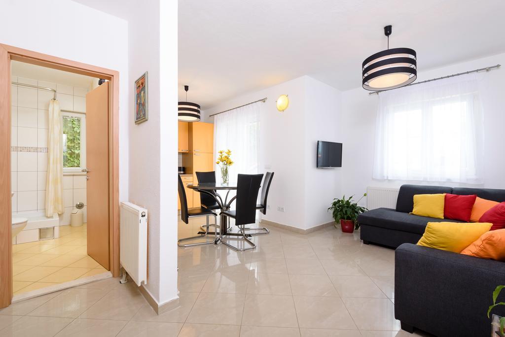 Apartments Salona Trogir Luaran gambar